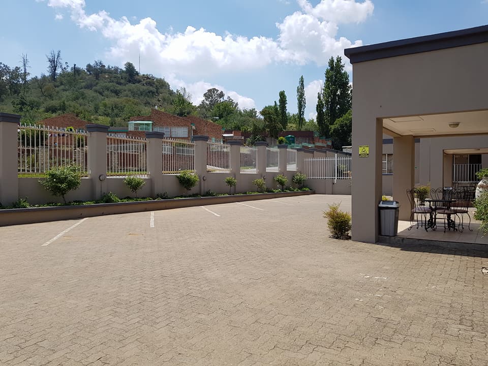 Exterior and parking at the guesthouse